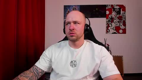 Snapshot of why_you_so_serious chatting on May 28, 2026, 6:27 pm VI online show from May 28, 2026, 6:27 pm