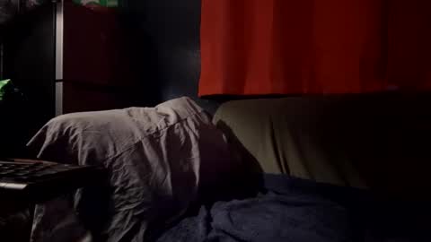 Snapshot of whyteboi8989 chatting on September 17, 2025, 12:45 am whyteboi8989 online show from September 17, 2025, 12:45 am