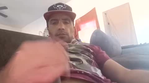 whyyuhcare7022 online show from November 20, 2025, 10:20 pm