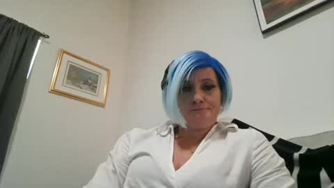 wiccanymph online show from September 12, 2025, 8:53 pm