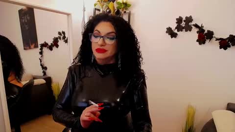 Milf Amy online show from February 21, 2025, 7:45 am