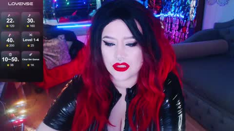 Laura  online show from January 17, 2025, 5:21 am