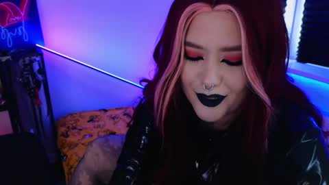 Laura  online show from May 23, 2026, 5:34 am