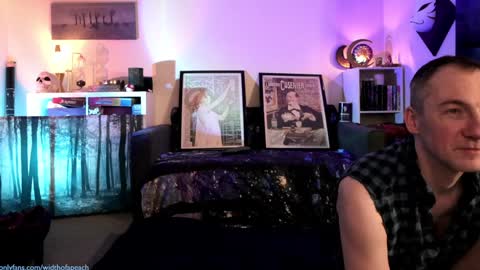 Snapshot of widthofapeach chatting on January 3, 2025, 4:37 pm Gretchen Jimmy online show from January 3, 2025, 4:37 pm
