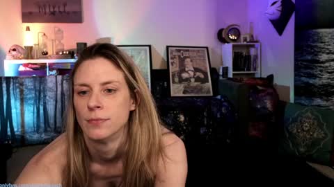 Snapshot of widthofapeach chatting on January 12, 2025, 4:00 am Gretchen Jimmy online show from January 12, 2025, 4:00 am
