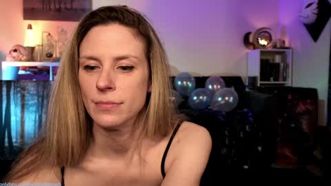 Snapshot of widthofapeach chatting on January 28, 2025, 3:15 am Gretchen Jimmy online show from January 28, 2025, 3:15 am
