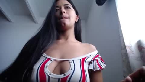 Snapshot of wifhot chatting on December 29, 2024, 12:12 pm Ilauren online show from December 29, 2024, 12:12 pm