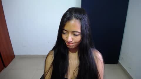 Snapshot of wifhot chatting on January 10, 2025, 12:26 pm Ilauren online show from January 10, 2025, 12:26 pm