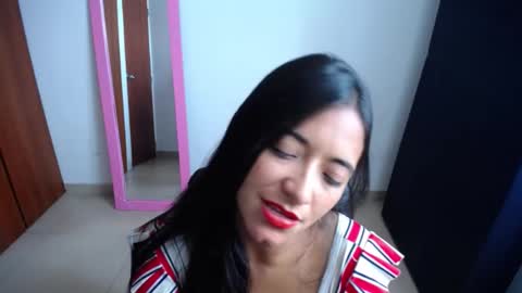 Snapshot of wifhot chatting on February 8, 2025, 7:49 pm Ilauren online show from February 8, 2025, 7:49 pm