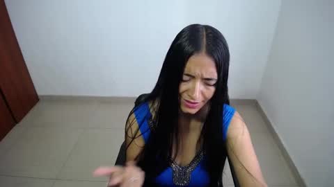 Snapshot of wifhot chatting on September 11, 2025, 10:43 pm Ilauren online show from September 11, 2025, 10:43 pm