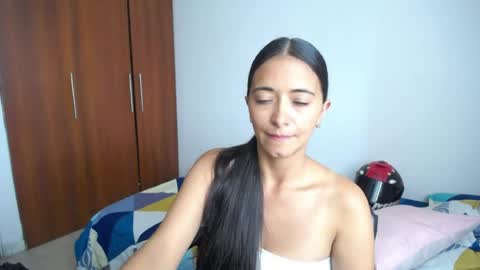 Ilauren online show from June 6, 2026, 11:26 am
