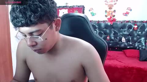 wiilliam online show from December 18, 2024, 5:52 pm