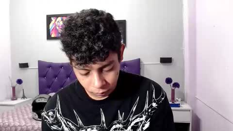 wiilliam online show from October 17, 2025, 1:14 pm