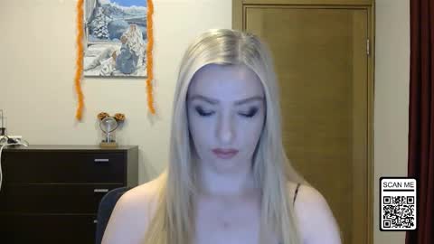 Alina online show from November 3, 2025, 3:02 pm