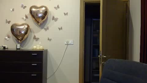 Alina online show from June 23, 2026, 5:55 pm