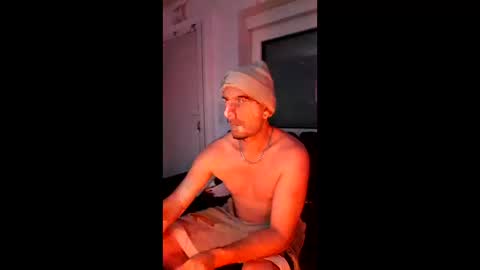 Freaky online show from December 17, 2025, 1:00 am