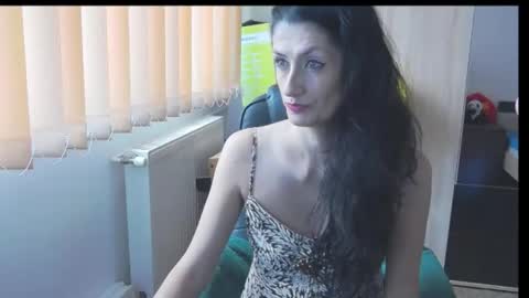 Bea online show from November 15, 2025, 10:01 am