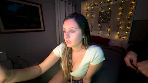 Snapshot of wildcouple_6960 chatting on January 11, 2025, 3:02 am Cassidy online show from January 11, 2025, 3:02 am