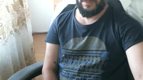 wildcrazypussy online show from April 28, 2026, 11:15 am