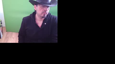 WildeAlex online show from December 5, 2024, 5:06 pm