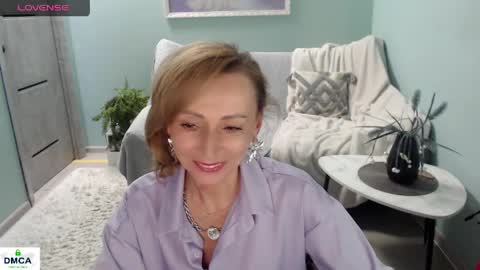 Helen online show from May 5, 2026, 6:43 am