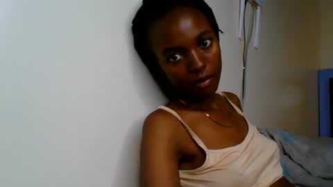 Snapshot of wildflowr chatting on June 29, 2026, 11:21 am wildflowr online show from June 29, 2026, 11:21 am
