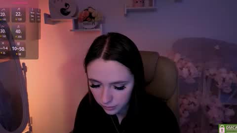 Snapshot of wildhoney_xo chatting on October 5, 2025, 5:50 am Kara online show from October 5, 2025, 5:50 am