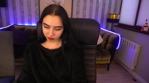 Snapshot of wildkittenx_ chatting on February 25, 2025, 1:39 pm Alena online show from February 25, 2025, 1:39 pm