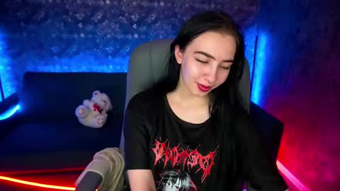 Snapshot of wildkittenx_ chatting on March 1, 2025, 5:27 pm Alena online show from March 1, 2025, 5:27 pm