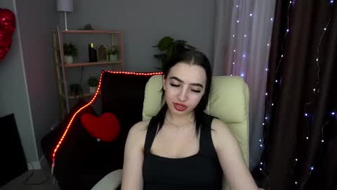 Snapshot of wildkittenx_ chatting on March 9, 2025, 4:44 pm Alena online show from March 9, 2025, 4:44 pm