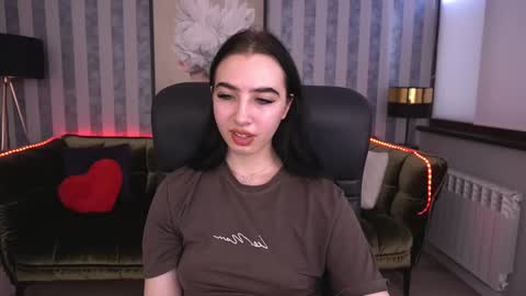 Snapshot of wildkittenx_ chatting on March 12, 2025, 1:51 pm Alena online show from March 12, 2025, 1:51 pm