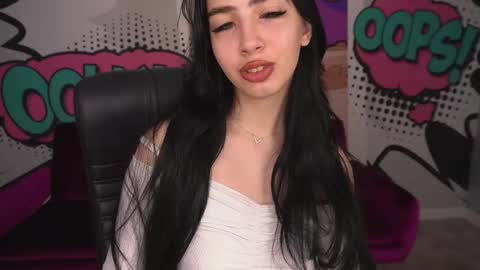 Snapshot of wildkittenx_ chatting on September 10, 2025, 5:51 am Alena online show from September 10, 2025, 5:51 am