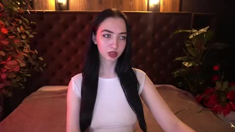 Alena online show from April 22, 2026, 6:49 am