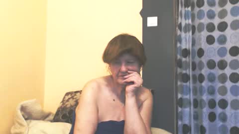 Snapshot of wildredcat chatting on February 6, 2026, 9:45 am WildRedCat online show from February 6, 2026, 9:45 am