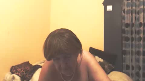 Snapshot of wildredcat chatting on February 24, 2026, 12:08 am WildRedCat online show from February 24, 2026, 12:08 am