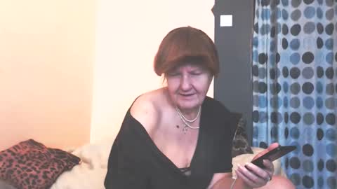 Snapshot of wildredcat chatting on March 8, 2026, 11:58 am WildRedCat online show from March 8, 2026, 11:58 am