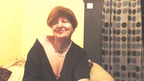 Snapshot of wildredcat chatting on March 18, 2026, 8:56 pm WildRedCat online show from March 18, 2026, 8:56 pm