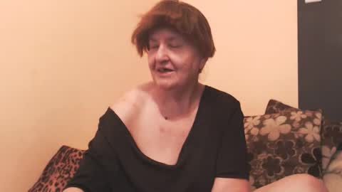 WildRedCat online show from June 11, 2026, 6:17 pm