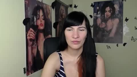 Rosalinda online show from May 5, 2026, 5:21 pm