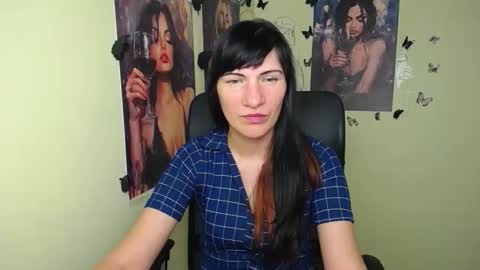 Rosalinda online show from May 7, 2026, 12:32 pm