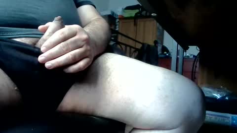 Snapshot of willcoyote chatting on October 26, 2025, 6:30 am Willy online show from October 26, 2025, 6:30 am