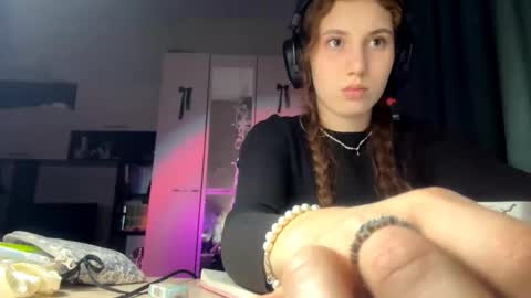 Alice online show from March 21, 2026, 6:33 pm