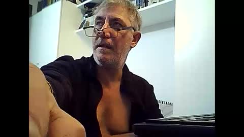 Willfire71 online show from December 18, 2024, 1:34 pm