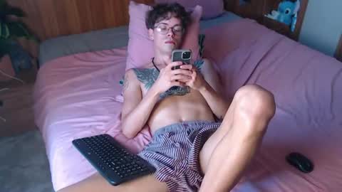 William online show from June 22, 2026, 3:25 am