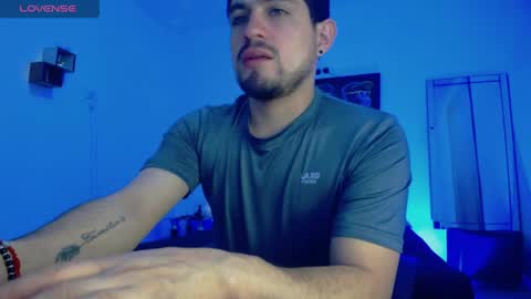 Snapshot of william_steel_ chatting on May 22, 2026, 11:27 am William Steel online show from May 22, 2026, 11:27 am