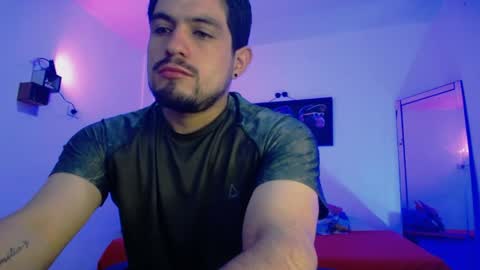 Snapshot of william_steel_ chatting on May 28, 2026, 11:18 am William Steel online show from May 28, 2026, 11:18 am