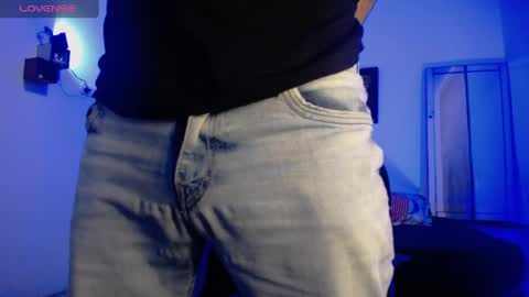 Snapshot of william_steel_ chatting on May 30, 2026, 11:40 am William Steel online show from May 30, 2026, 11:40 am