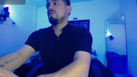 Snapshot of william_steel_ chatting on June 2, 2026, 12:01 am William Steel online show from June 2, 2026, 12:01 am