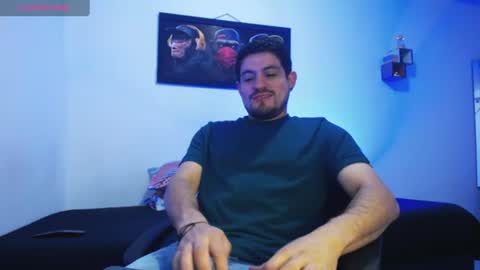 Snapshot of william_steel_ chatting on June 19, 2026, 11:25 am William Steel online show from June 19, 2026, 11:25 am