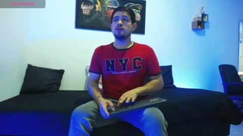 Snapshot of william_steel_ chatting on June 20, 2026, 12:30 pm William Steel online show from June 20, 2026, 12:30 pm